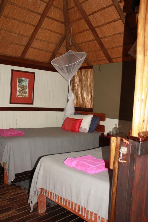 Off Beat Safaris Bush Lodge 侯斯普瑞特 外观 照片