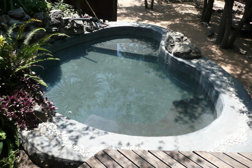 Off Beat Safaris Bush Lodge 侯斯普瑞特 外观 照片