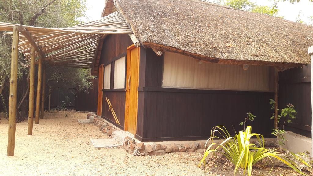 Off Beat Safaris Bush Lodge 侯斯普瑞特 外观 照片